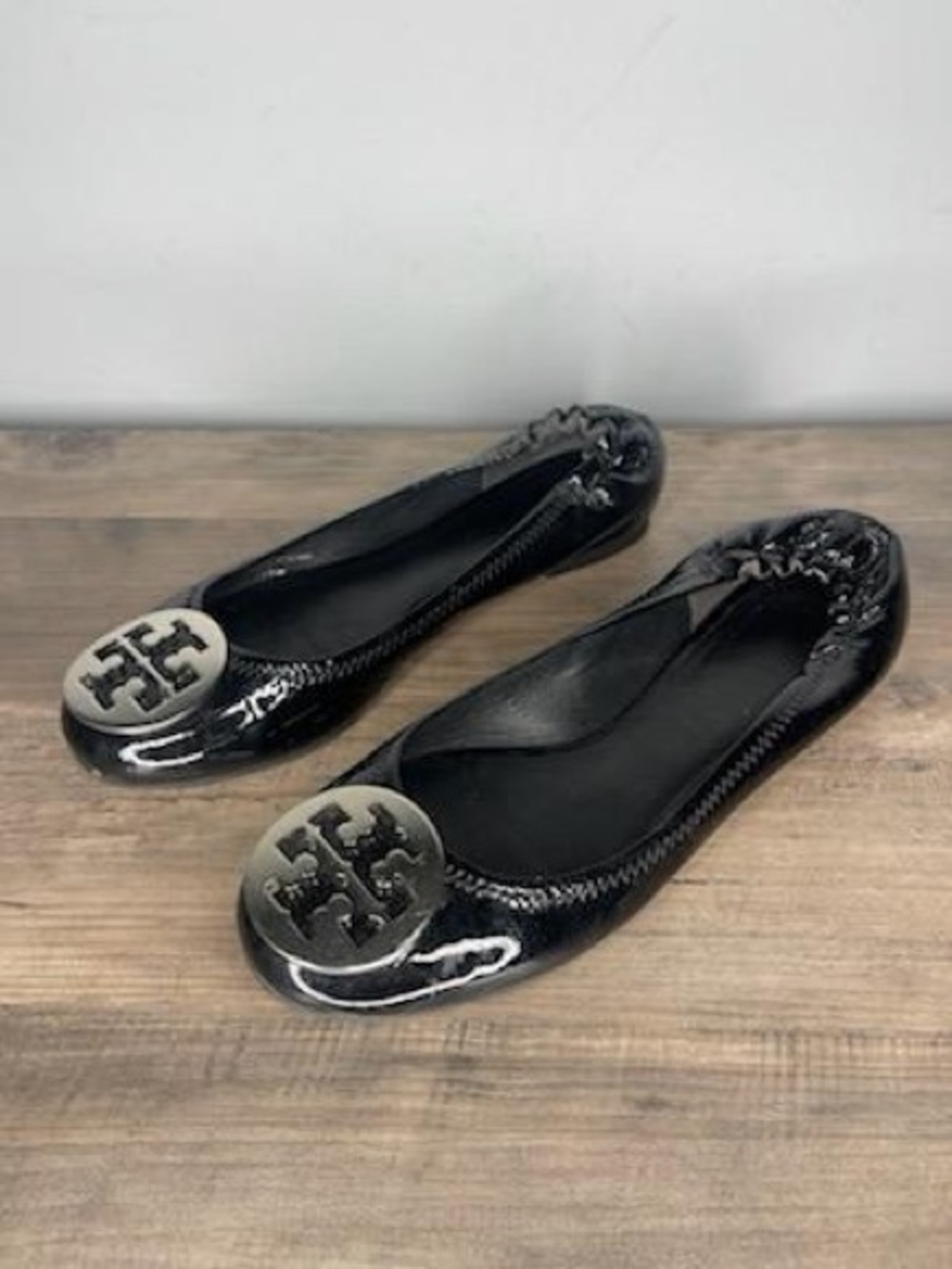 Women’s Tory Burch Reva patent leather ballet flats shoes